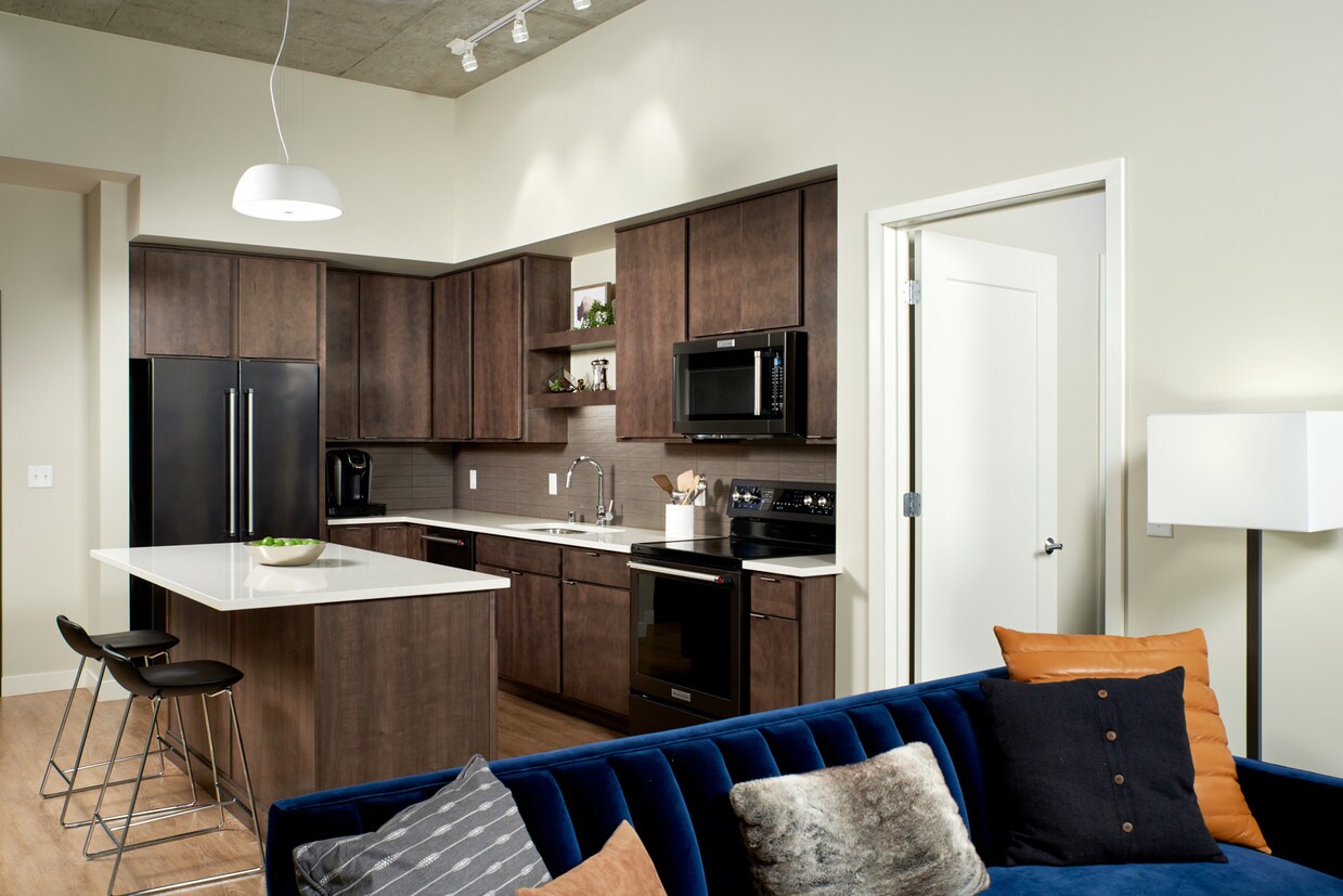 HQ Apartments Minneapolis, MN