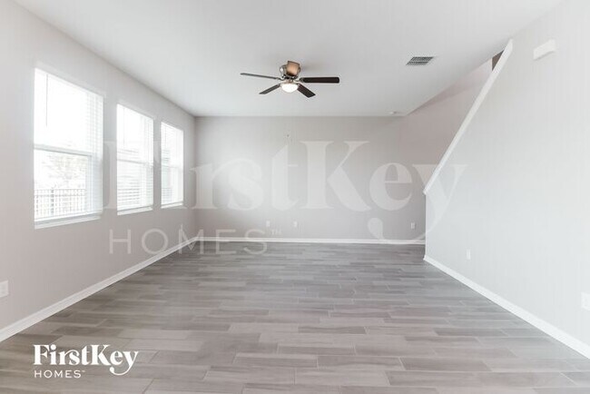 Building Photo - 34088 White Fountain Ct