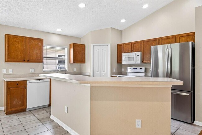 Foto del edificio - 13411 Staghorn Rd