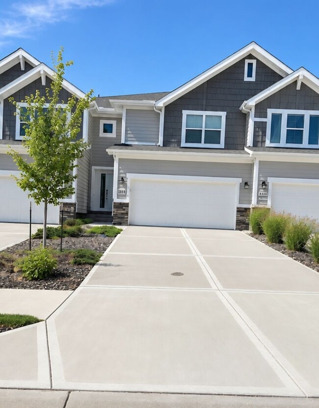 Building Photo - 3724 SW Walsh Dr