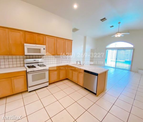 Foto del edificio - 4 br, 3 bath House - 68870 Los Gatos Road -