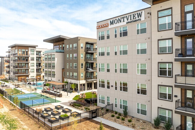 Building Photo - Alexan Montview Plaza