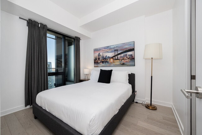 Building Photo - 955 Rue Lucien-L'Allier