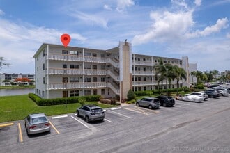 Building Photo - 4060 Cornwall C