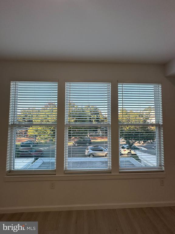 Foto del edificio - 1925 H St NE