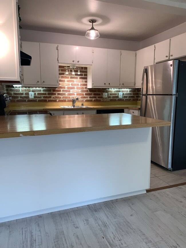 Ground floor Oasis - 1BD/1.5BA - Ground floor Oasis -  1BD/1.5BA Apartment