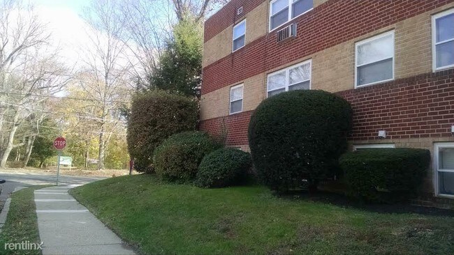 Foto del edificio - 601 Park Ln