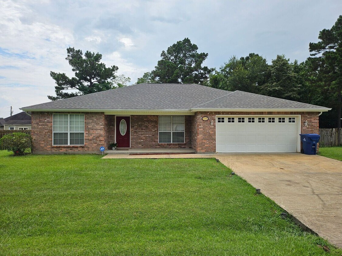 Foto principal - 6201 Fagan Cir