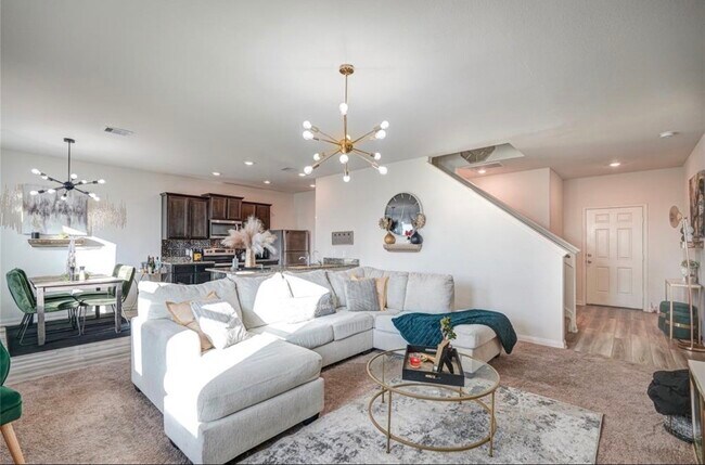 Building Photo - 7943 Vacek Meadows Loop