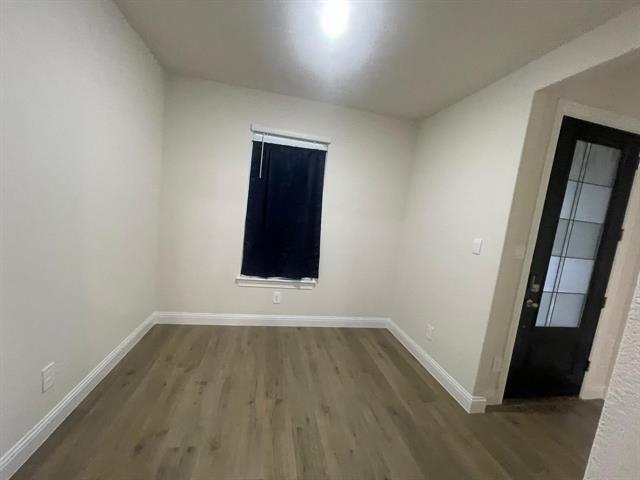 Foto del edificio - 2516 Sakeena Ct