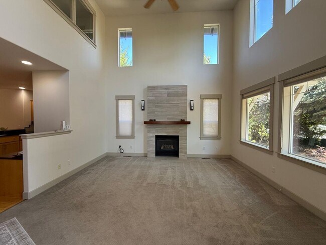Foto del edificio - 2407 NW 2nd St