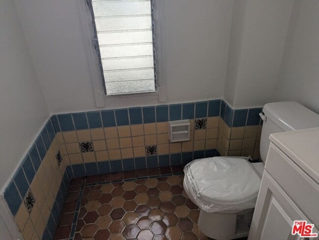 Foto del edificio - 634 S Gramercy Pl