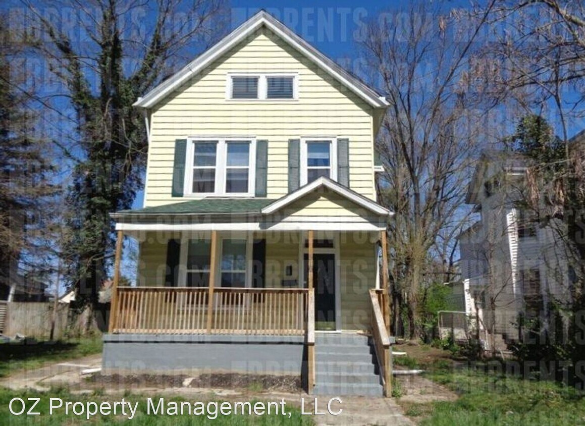 Primary Photo - 4 br, 2.5 bath House - 516 Elliott Avenue,