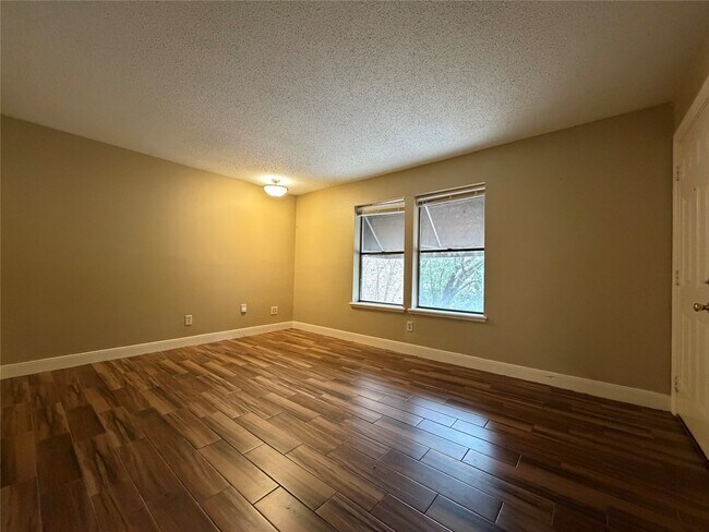 Foto del edificio - 1901 Brun St