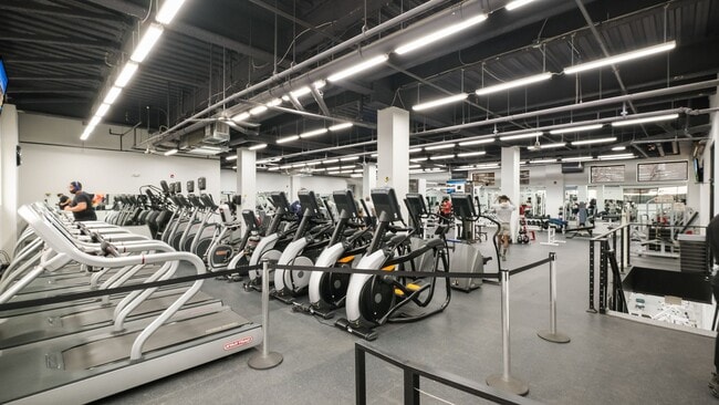 Interior Photo - 44West