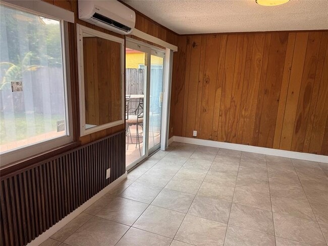Foto del edificio - 6656 SW 20th St