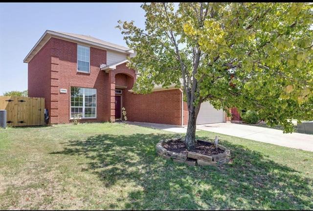 Foto principal - 2400 Rushing Springs Dr