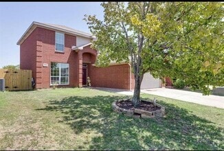 Building Photo - 2400 Rushing Springs Dr