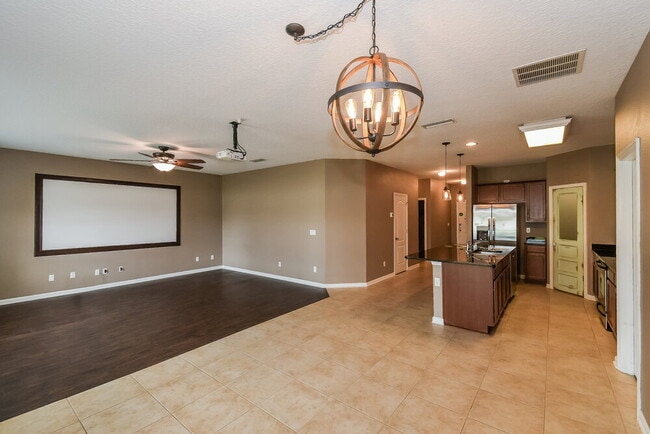 Building Photo - 16386 Bamboo Bluff Ct