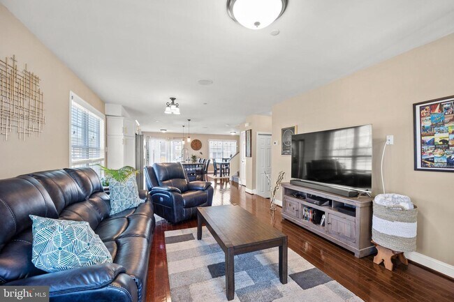 Foto del edificio - 148 W Woodland Ave