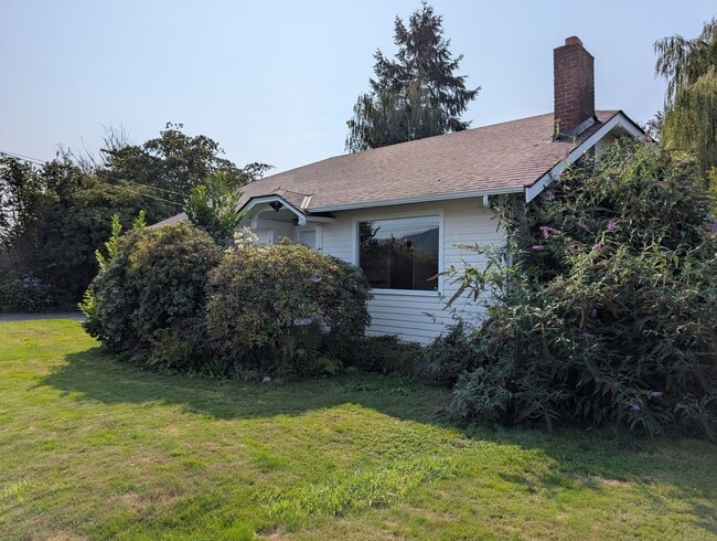 Building Photo - 1637 Cleveland Ave