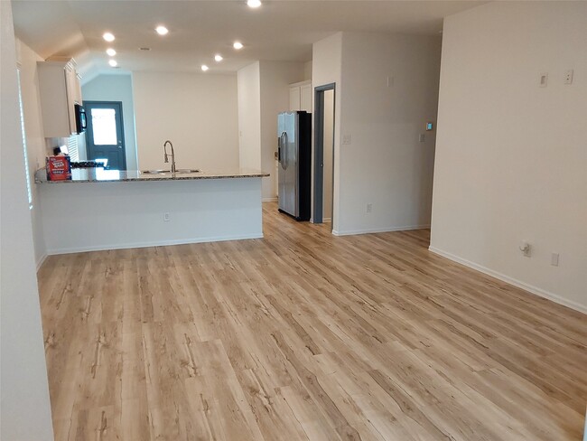 Building Photo - 22699 Malvicino Dr