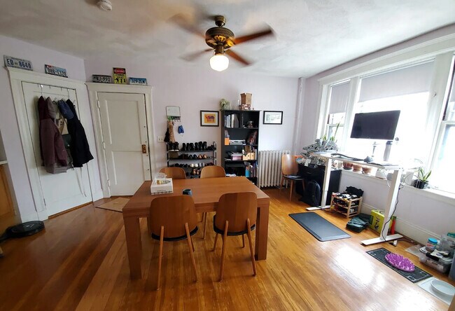 Foto del edificio - 1775 Massachusetts Ave