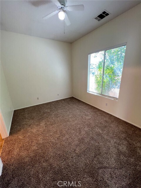 Foto del edificio - 39645 Breezy Meadow St