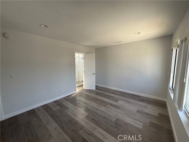 Building Photo - 10214 McClemont Ave