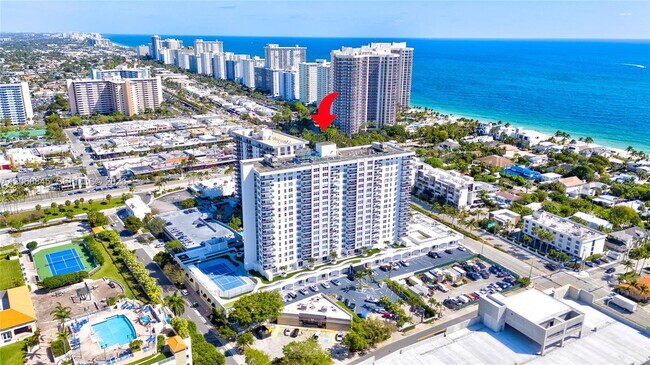 Foto del edificio - 3015 N Ocean Blvd