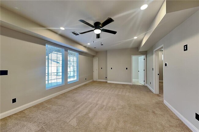 Foto del edificio - 230 Lembeth Ct