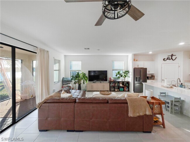 Foto del edificio - 18347 Ridgeline Dr