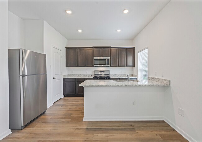 Foto del edificio - 10838 Emerick St