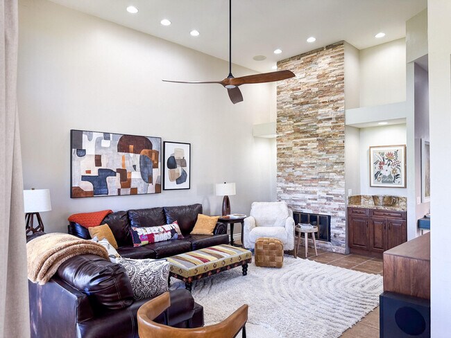 Foto del edificio - 54974 Oak-Tree