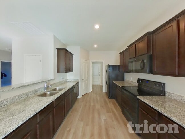 Building Photo - 14356 Open Range Dr