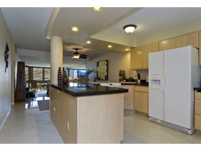 Foto del edificio - Resort style living in Hawaii Kai 2 Bedroom