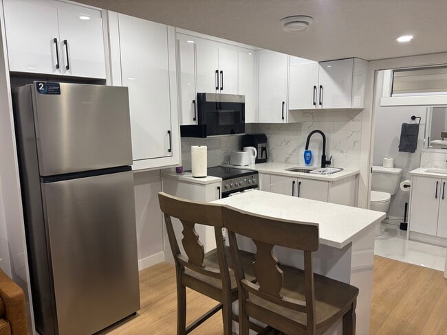 Photo du bâtiment - 131 Templeby Pl NE