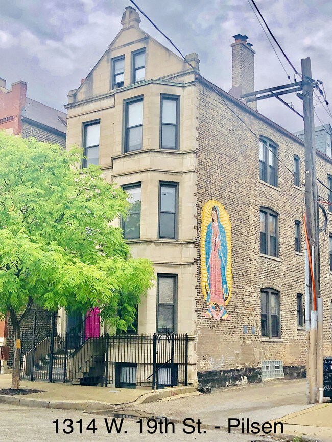 Foto del edificio - 1314 W 19th St