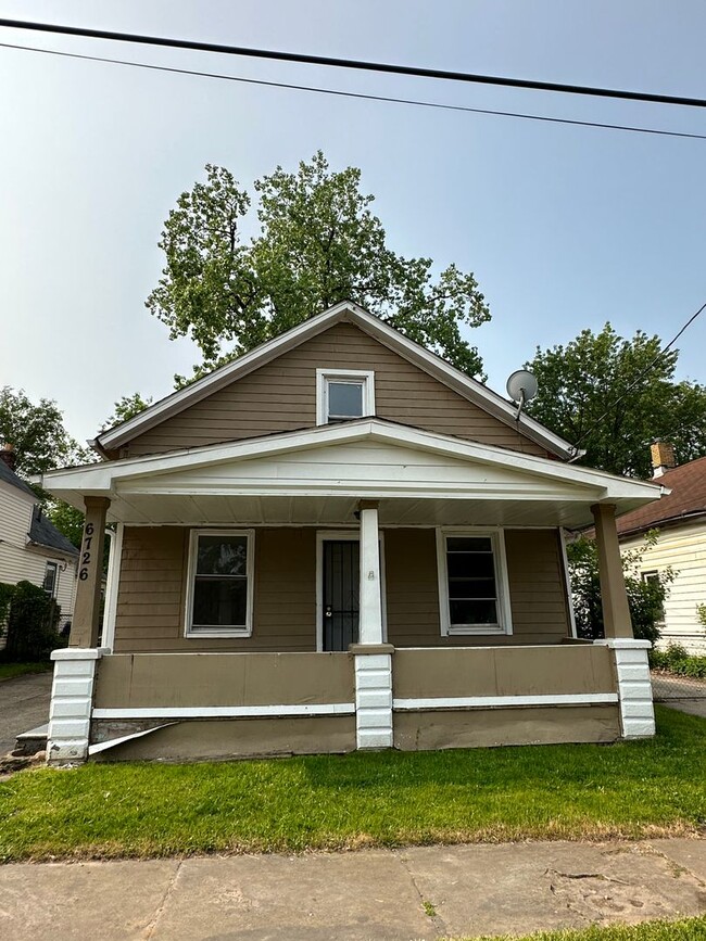 Building Photo - 6726 Hosmer Ave