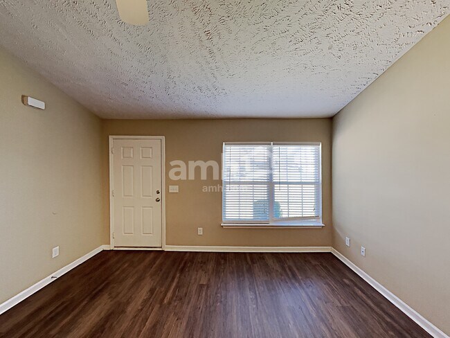 Foto del edificio - 1375 E Nir Shreibman