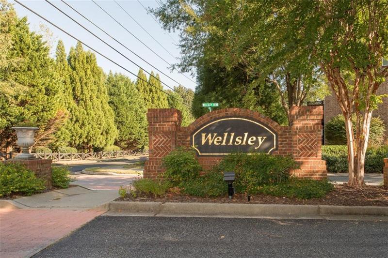 11786 Wellsley Way, Alpharetta, GA 30005 - Townhome Rentals in ...