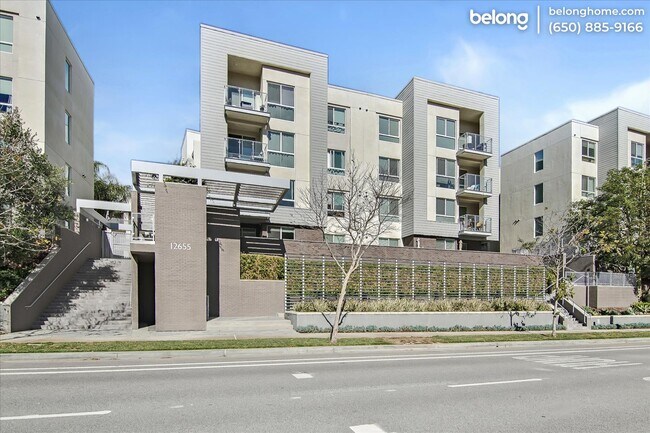 Building Photo - 12655 Bluff Creek Dr