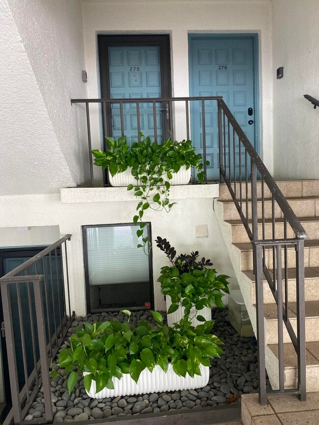 Building Photo - 250 S Ocean Blvd