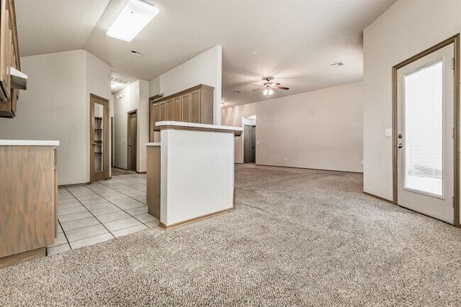 Building Photo - 2209 SW 137th Pl