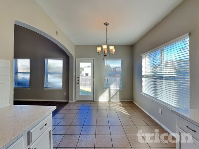 Building Photo - 5824 Somerton Dr