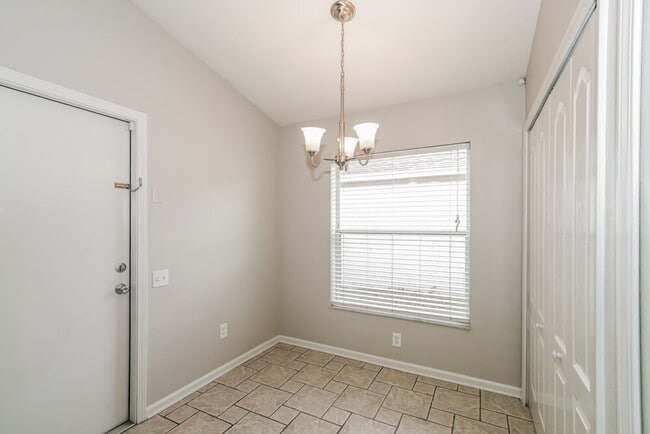 Building Photo - 13116 Early Run Ln