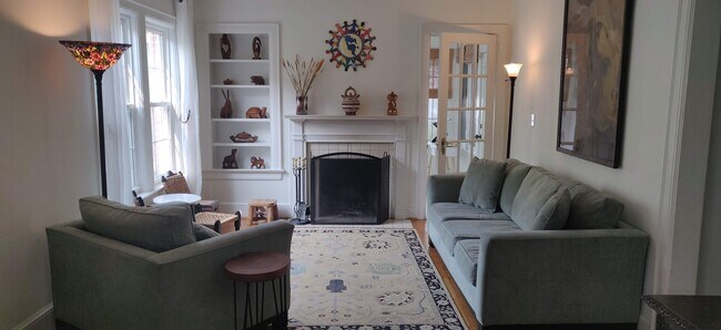 Foto del edificio - 205 Heatherdown Rd