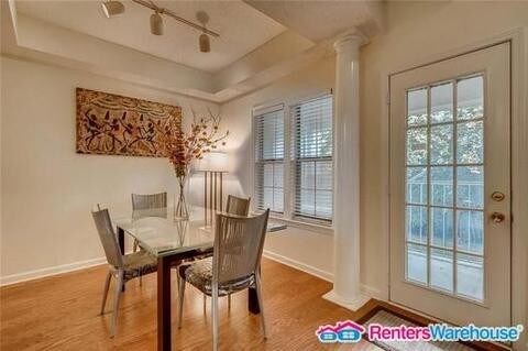Foto del edificio - 240 Renaissance Pkwy NE
