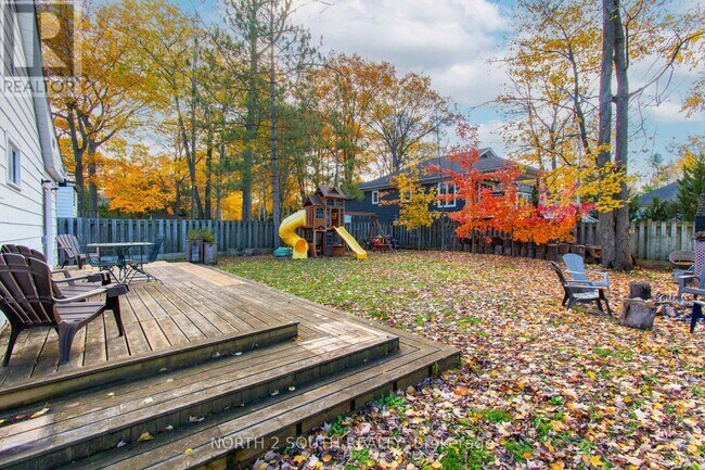 Photo du bâtiment - 98 33rd St N