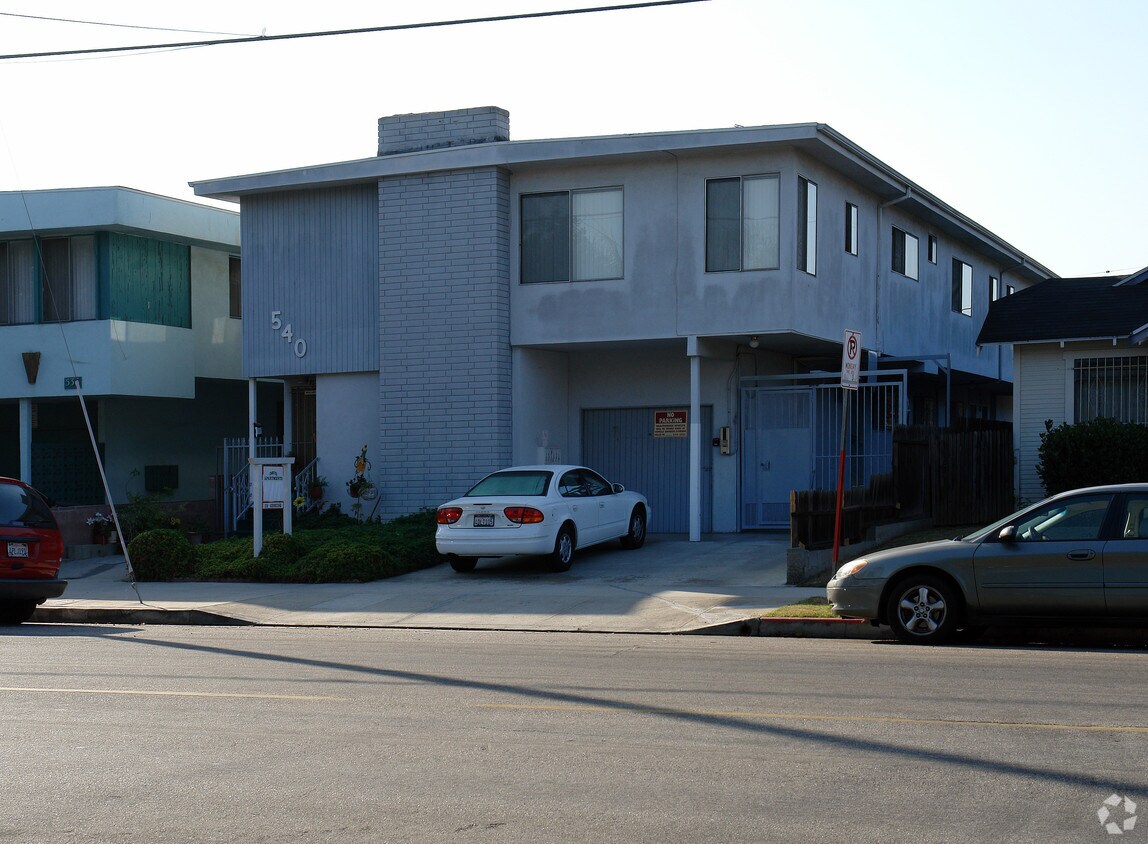 Building Photo - 540 W Queen St